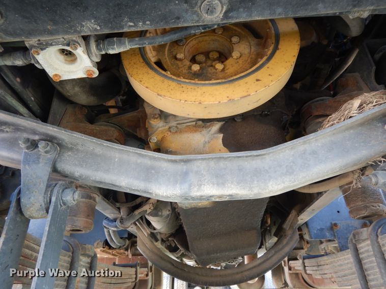 image for item DH6529 1996 GMC TopKick  flatbed truck