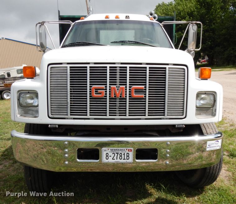 image for item DH6530 2000 GMC C8500  flat dump bed truck