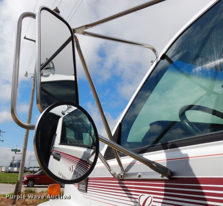 image for item DH6530 2000 GMC C8500  flat dump bed truck