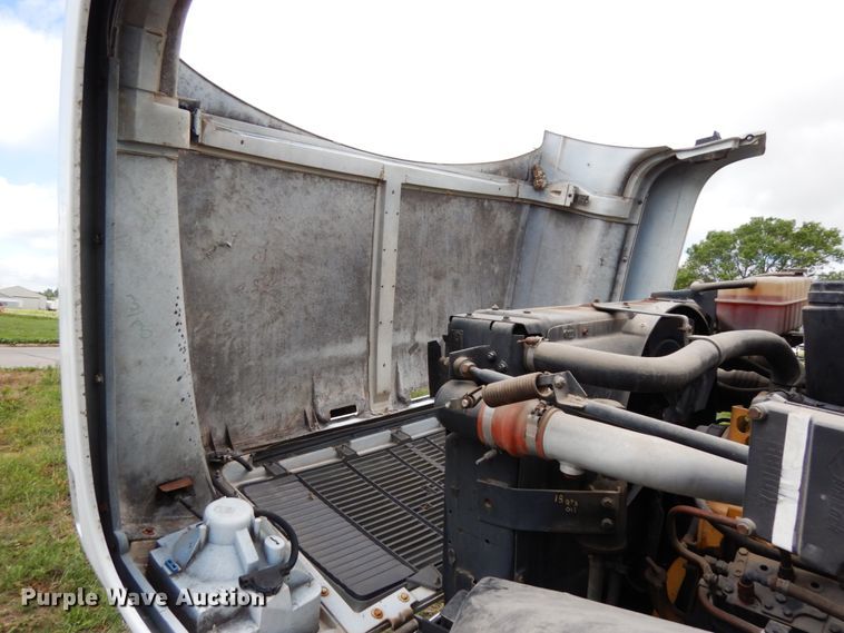 image for item DH6530 2000 GMC C8500  flat dump bed truck