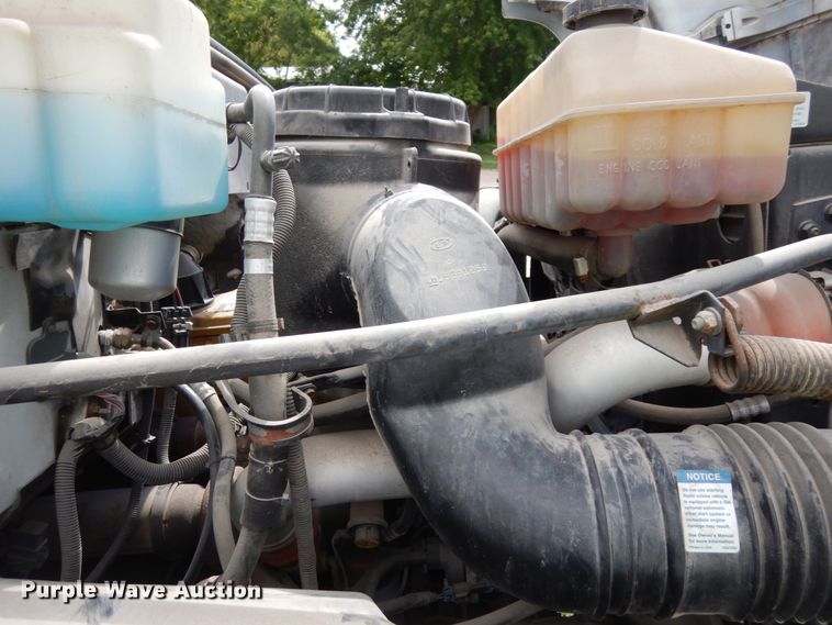 image for item DH6530 2000 GMC C8500  flat dump bed truck