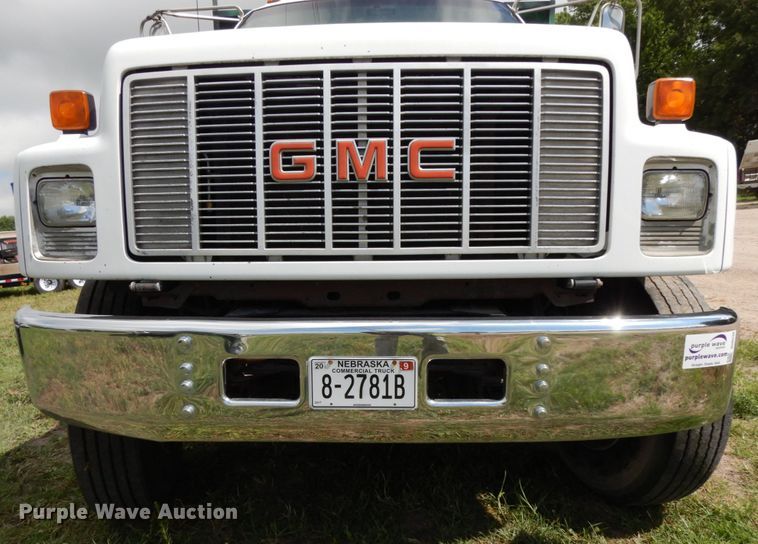 image for item DH6530 2000 GMC C8500  flat dump bed truck