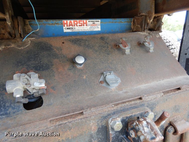 image for item DH6530 2000 GMC C8500  flat dump bed truck