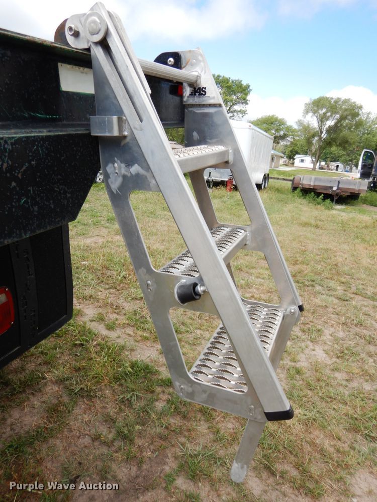 image for item DH6530 2000 GMC C8500  flat dump bed truck