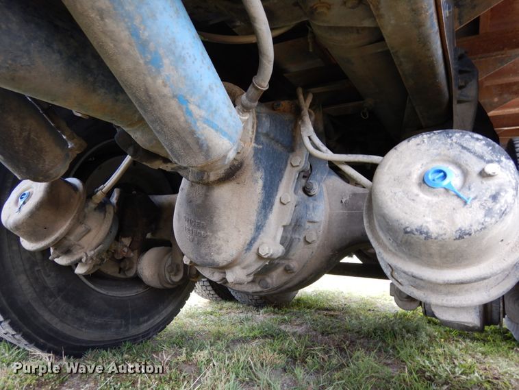 image for item DH6530 2000 GMC C8500  flat dump bed truck