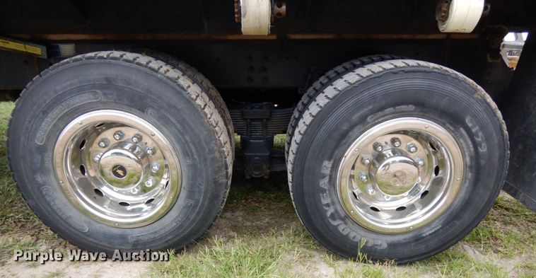 image for item DH6530 2000 GMC C8500  flat dump bed truck