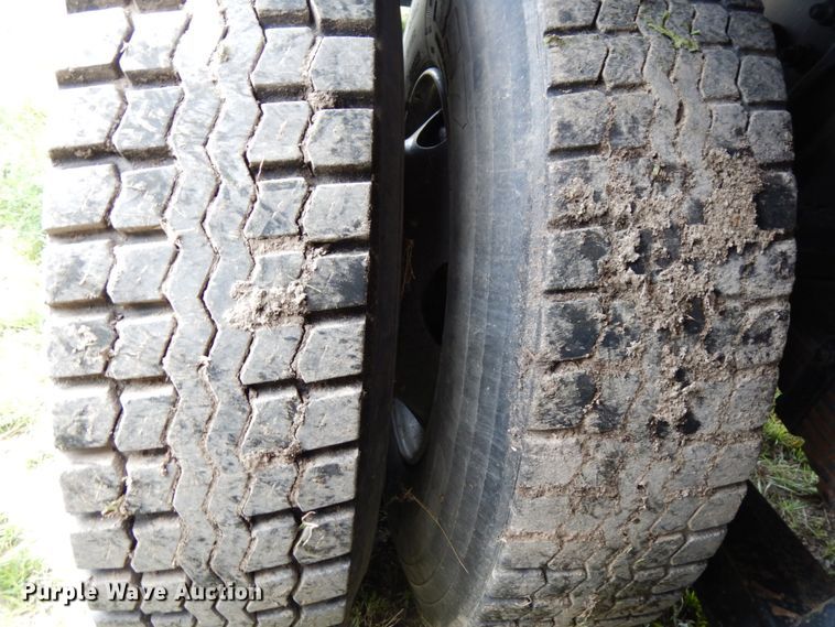 image for item DH6530 2000 GMC C8500  flat dump bed truck