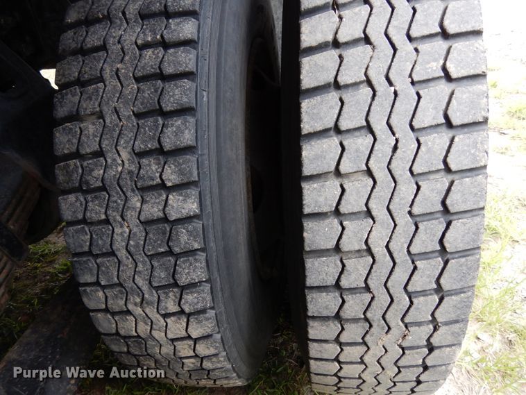 image for item DH6530 2000 GMC C8500  flat dump bed truck