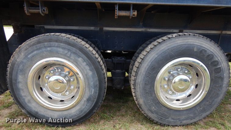 image for item DH6530 2000 GMC C8500  flat dump bed truck