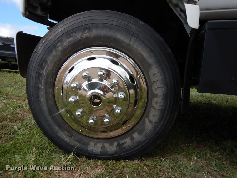 image for item DH6530 2000 GMC C8500  flat dump bed truck