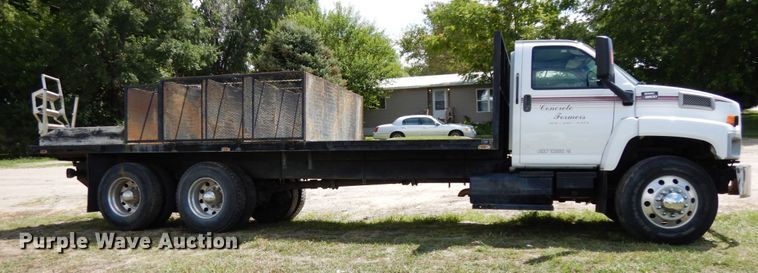 image for item DH6531 2006 GMC C8500  flatbed truck