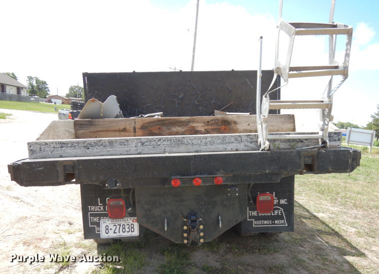 image for item DH6531 2006 GMC C8500  flatbed truck