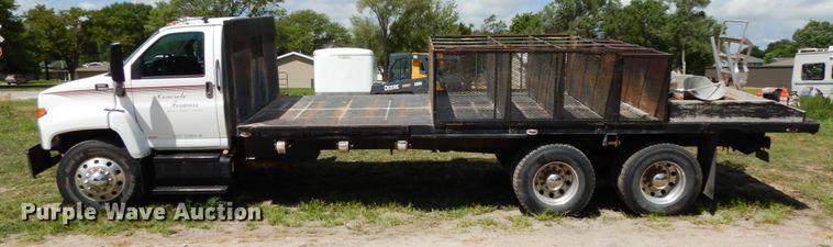 image for item DH6531 2006 GMC C8500  flatbed truck
