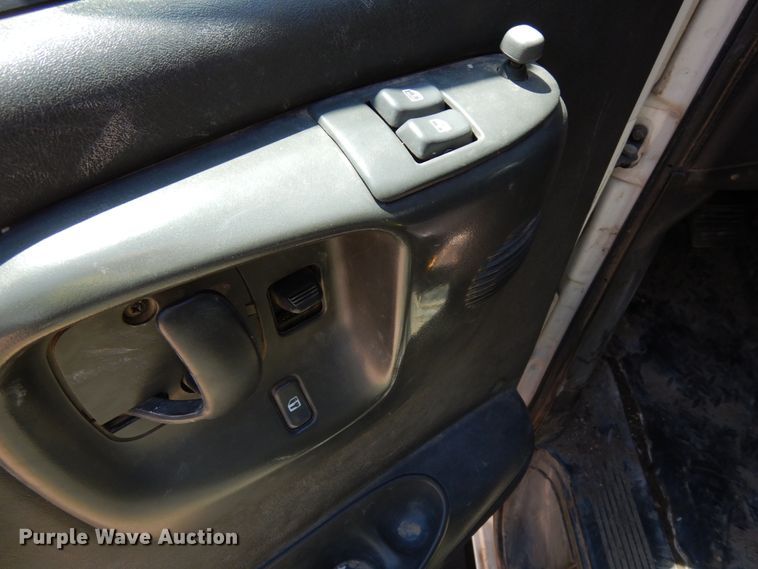 image for item DH6531 2006 GMC C8500  flatbed truck