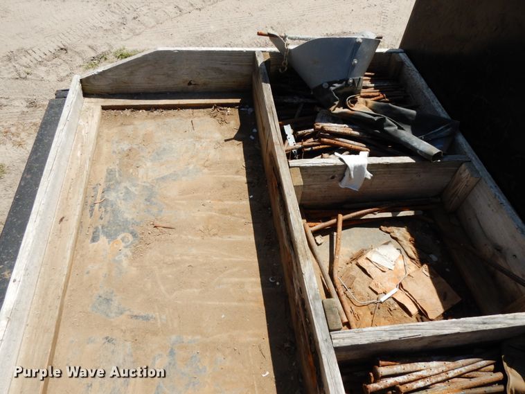 image for item DH6531 2006 GMC C8500  flatbed truck