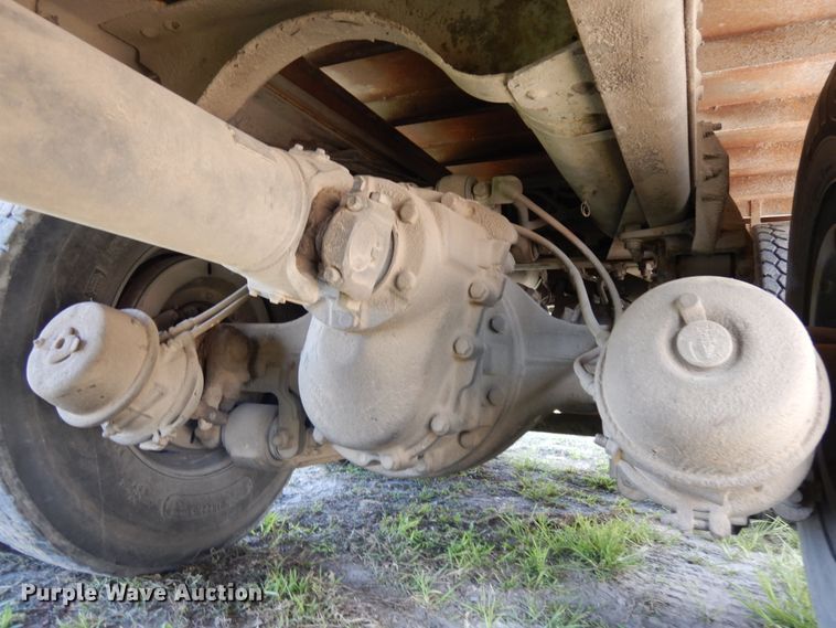 image for item DH6531 2006 GMC C8500  flatbed truck