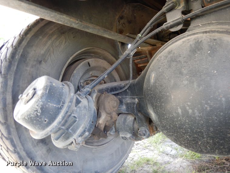 image for item DH6531 2006 GMC C8500  flatbed truck