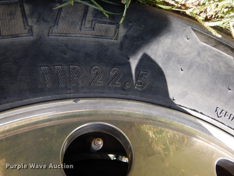 image for item DH6531 2006 GMC C8500  flatbed truck