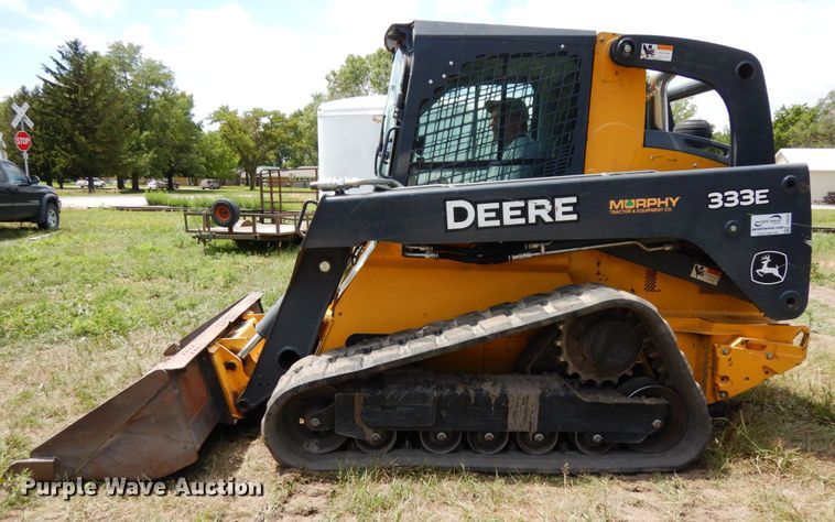 image for item DH6532 2016 John Deere 333E  tracked skid steer loader