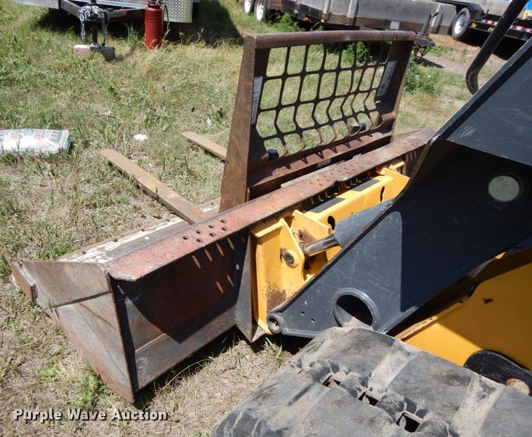 image for item DH6532 2016 John Deere 333E  tracked skid steer loader