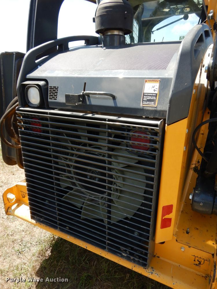 image for item DH6532 2016 John Deere 333E  tracked skid steer loader