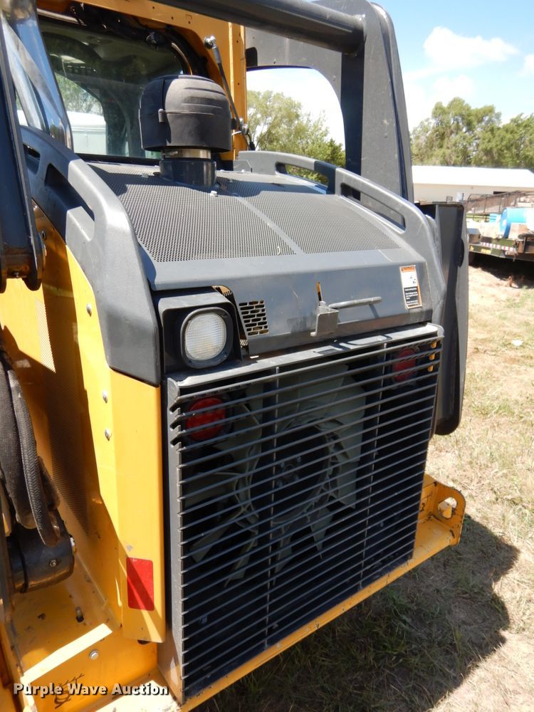 image for item DH6532 2016 John Deere 333E  tracked skid steer loader