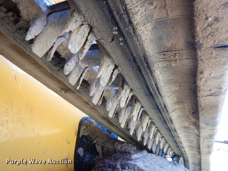 image for item DH6532 2016 John Deere 333E  tracked skid steer loader