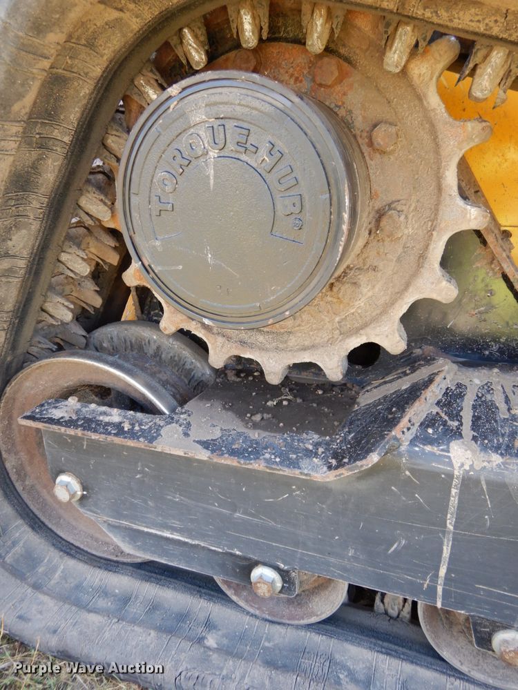 image for item DH6532 2016 John Deere 333E  tracked skid steer loader