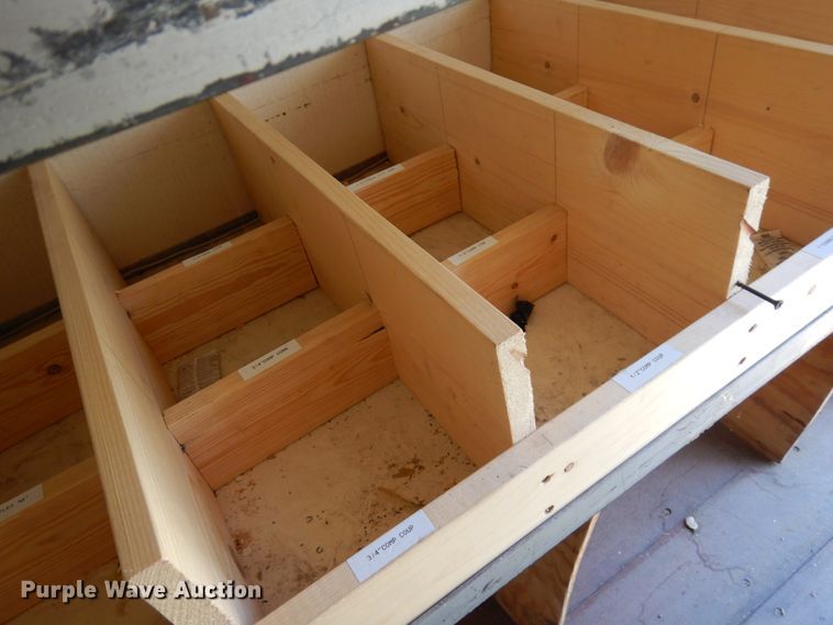 image for item DH6533 Box bed