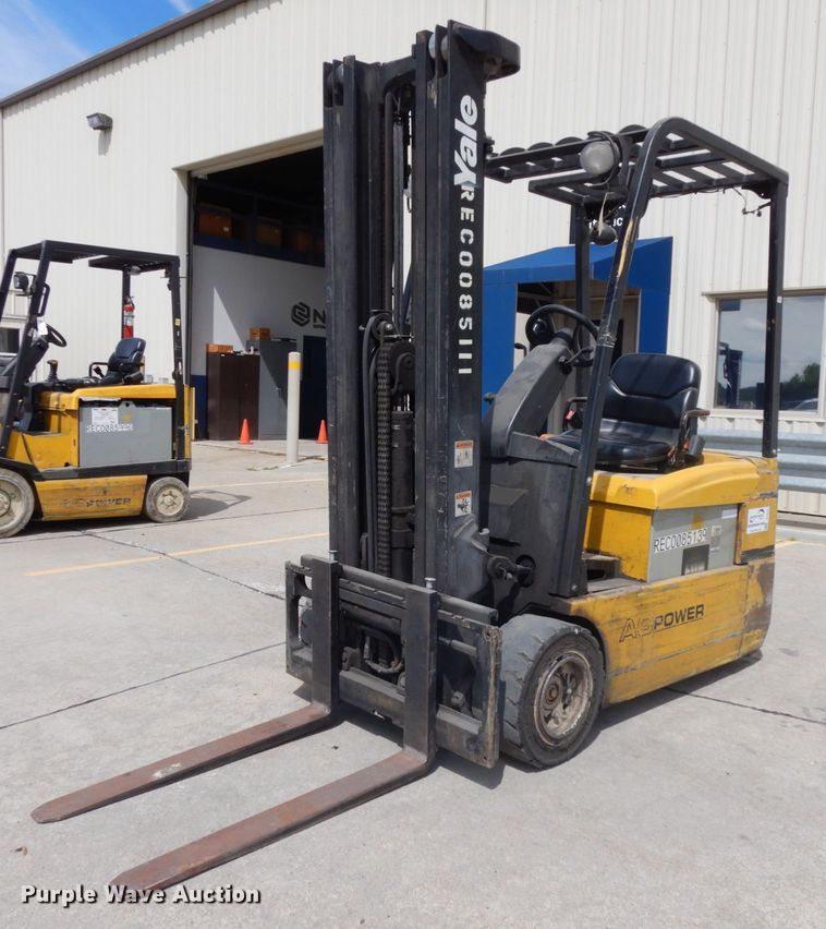 image for item DH6541 Yale ERP040THN48TE084 forklift