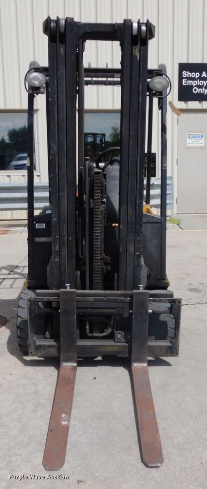 image for item DH6541 Yale ERP040THN48TE084 forklift