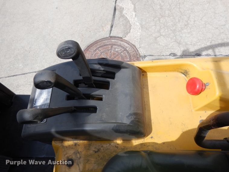 image for item DH6541 Yale ERP040THN48TE084 forklift