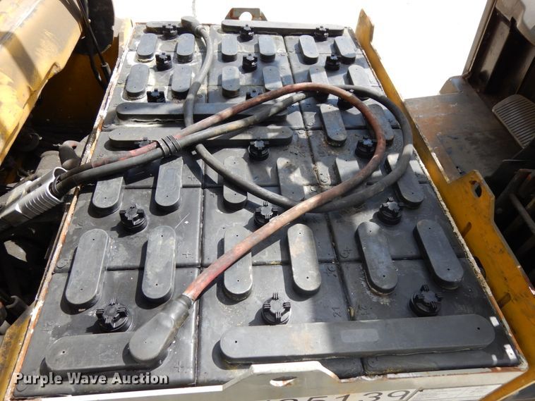 image for item DH6541 Yale ERP040THN48TE084 forklift