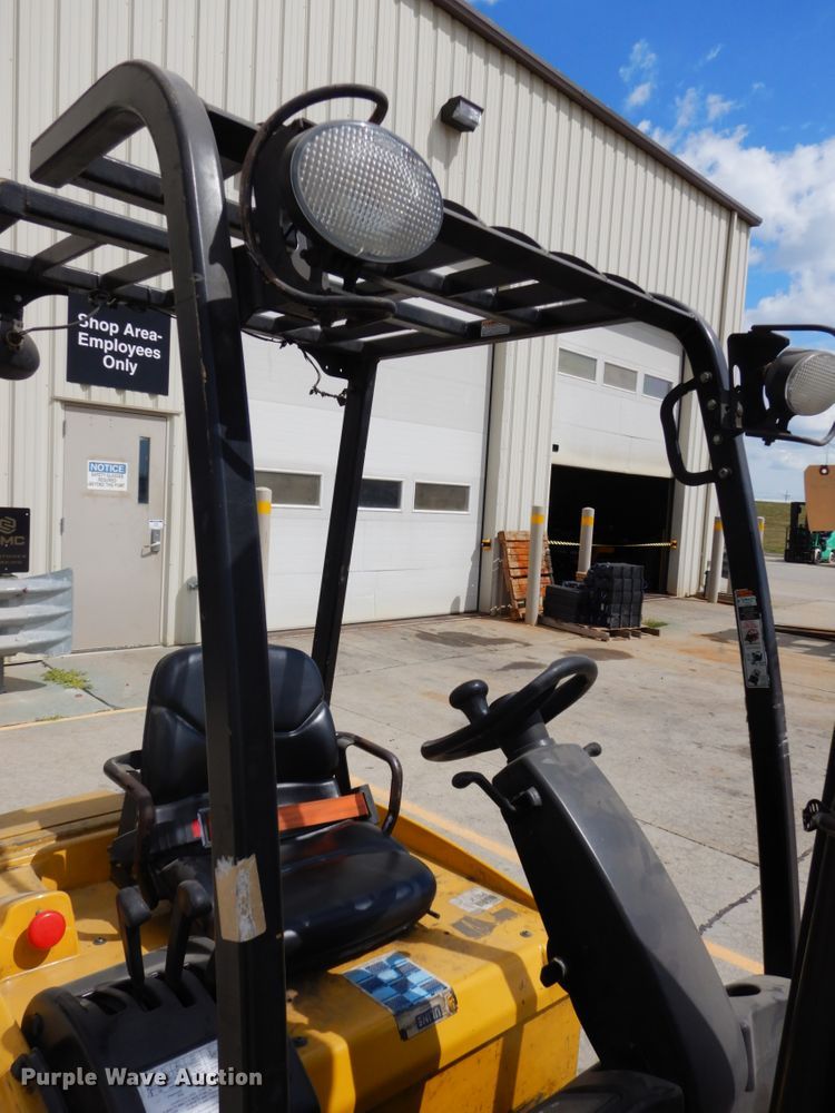 image for item DH6541 Yale ERP040THN48TE084 forklift