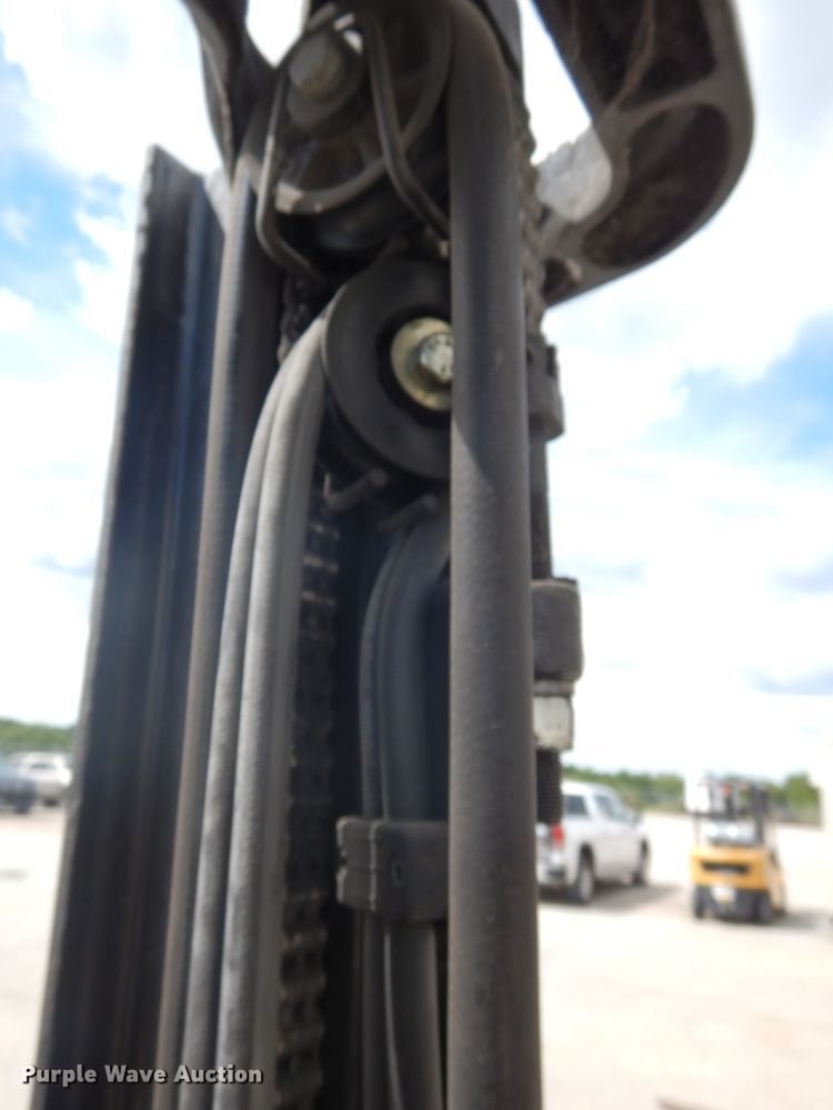 image for item DH6541 Yale ERP040THN48TE084 forklift