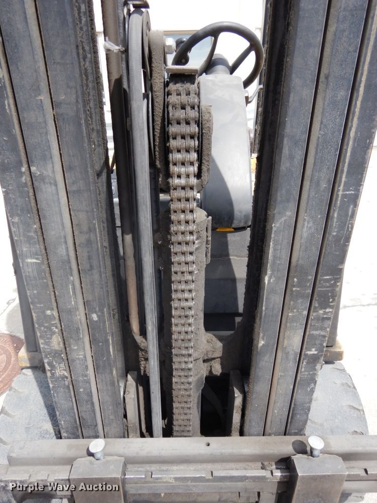 image for item DH6541 Yale ERP040THN48TE084 forklift