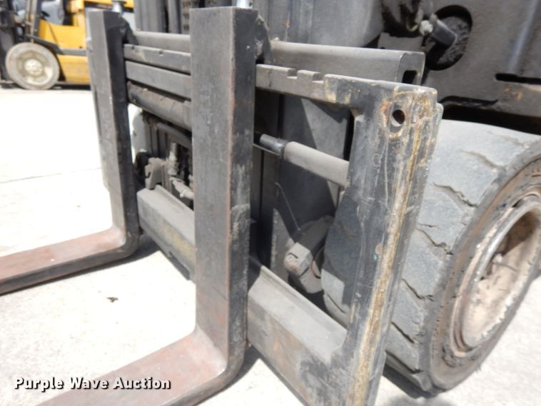 image for item DH6541 Yale ERP040THN48TE084 forklift