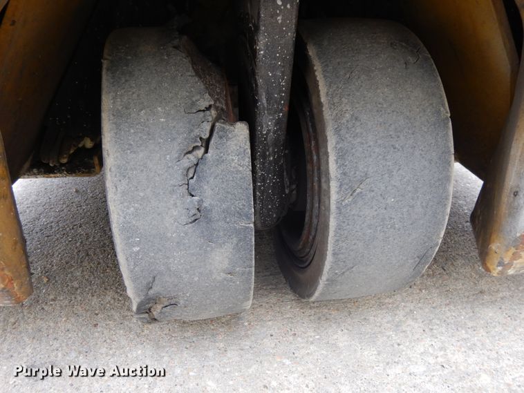 image for item DH6541 Yale ERP040THN48TE084 forklift