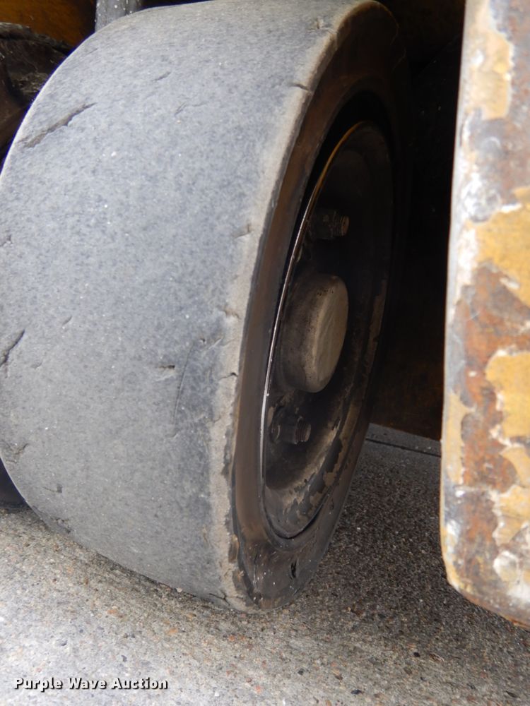 image for item DH6541 Yale ERP040THN48TE084 forklift