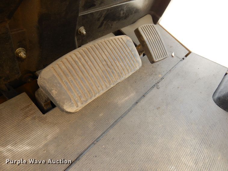 image for item DH6542 Yale ERC050GHN48TE084  forklift