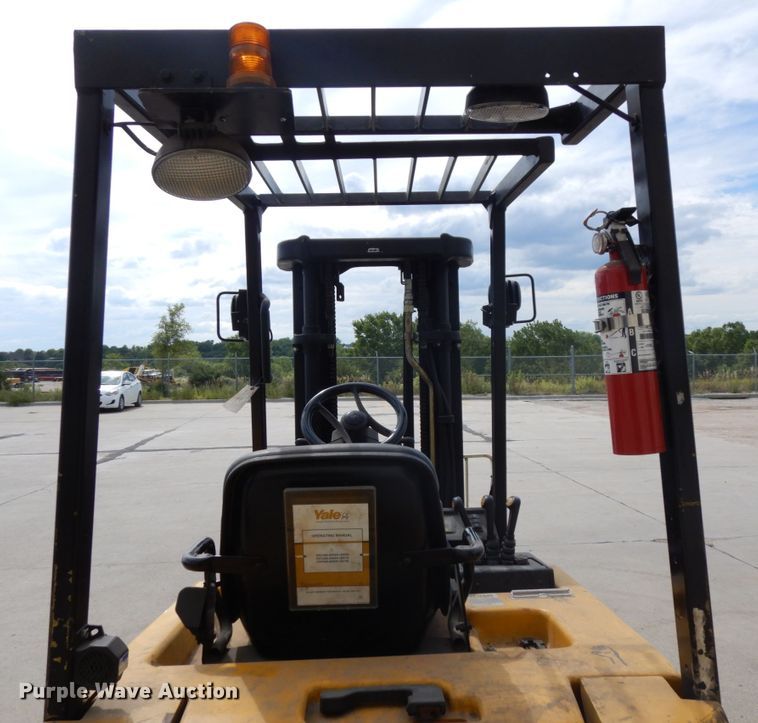 image for item DH6542 Yale ERC050GHN48TE084  forklift