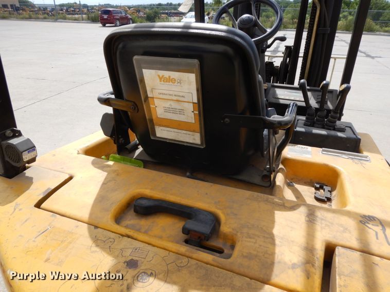 image for item DH6542 Yale ERC050GHN48TE084  forklift