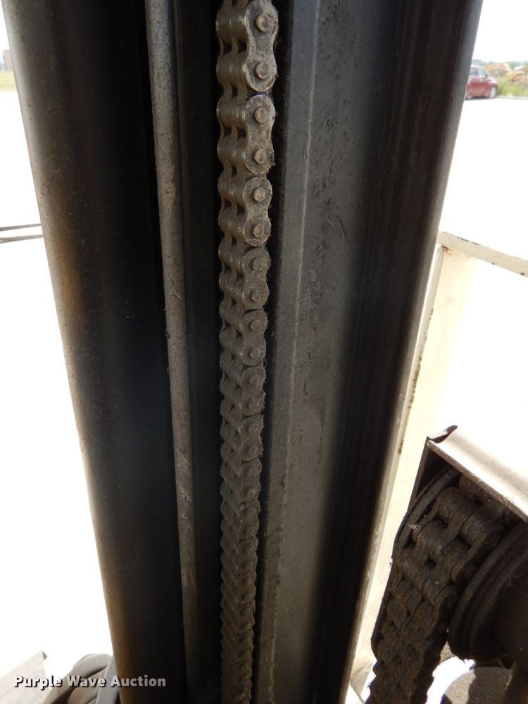 image for item DH6542 Yale ERC050GHN48TE084  forklift