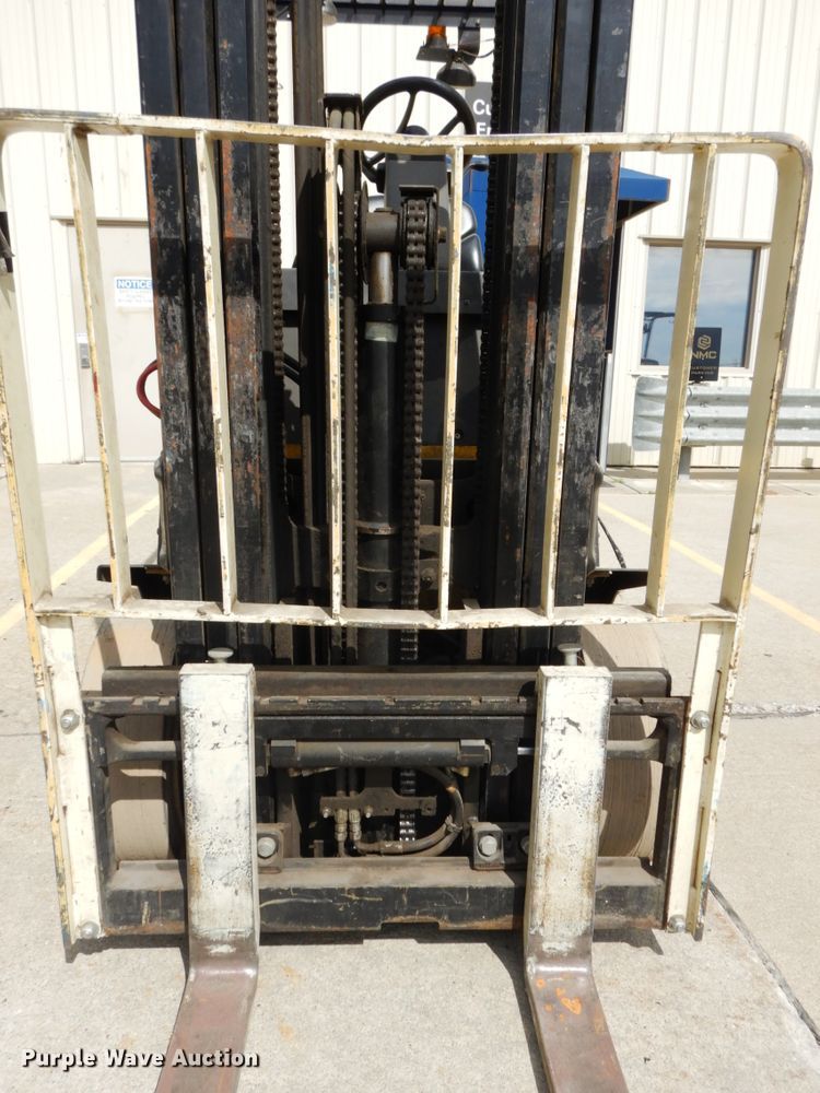 image for item DH6542 Yale ERC050GHN48TE084  forklift