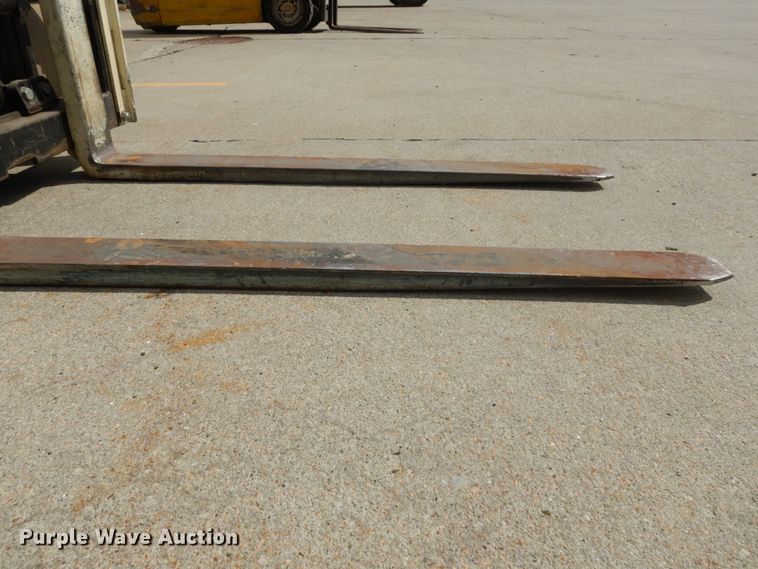 image for item DH6542 Yale ERC050GHN48TE084  forklift