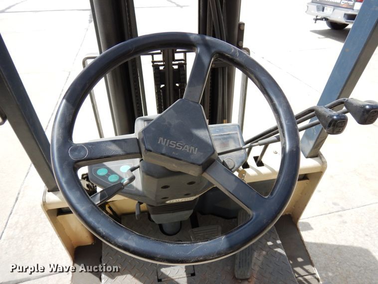 image for item DH6543 Nissan CSP01L15S  forklift