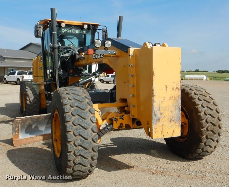 image for item DI0269 2013 John Deere 672G  motor grader