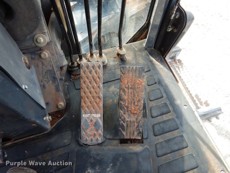 image for item DI0269 2013 John Deere 672G  motor grader