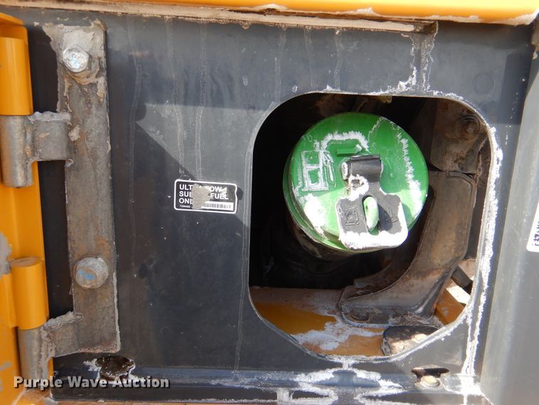 image for item DI0269 2013 John Deere 672G  motor grader