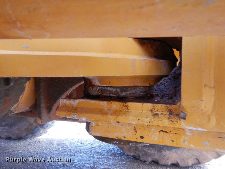 image for item DI0269 2013 John Deere 672G  motor grader